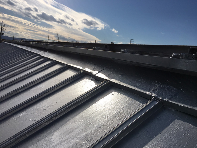 倉庫建屋全面塗替え並びに屋根部補修工事