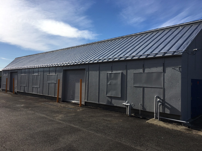 倉庫建屋全面塗替え並びに屋根部補修工事